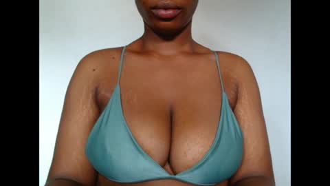 Snapshot of pinkxsugar chatting on 06.18.26 pinkxsugar online show from 06.18.26