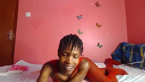 Snapshot of pinky_cockoo chatting on 02.18.26 pinky_cockoo online show from 02.18.26