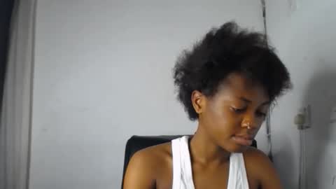 Snapshot of pinky_pussy68635 chatting on 11.16.25 Arena online show from 11.16.25