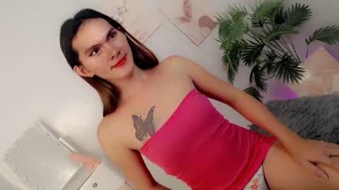 Snapshot of pinky_web03 chatting on 10.15.25 pinky_web03 online show from 10.15.25