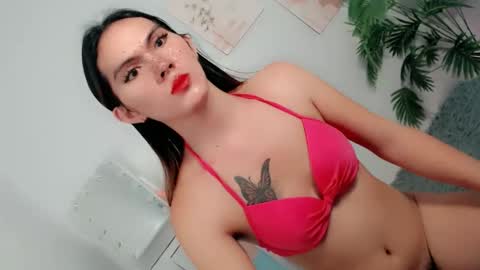 Snapshot of pinky_web03 chatting on 10.20.25 pinky_web03 online show from 10.20.25