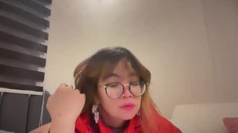Snapshot of pinkyrosexx chatting on 06.11.26 Rose online show from 06.11.26