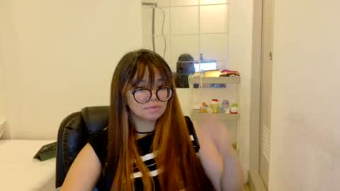 Snapshot of pinkyrosexx chatting on 07.09.26 Rose online show from 07.09.26