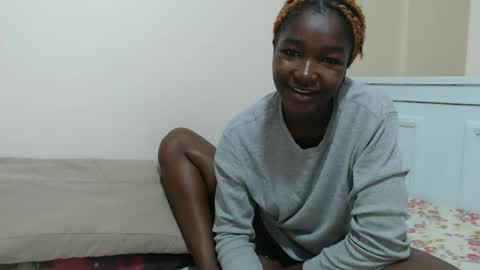 Snapshot of pinnacle_ chatting on 04.24.26 zenah online show from 04.24.26