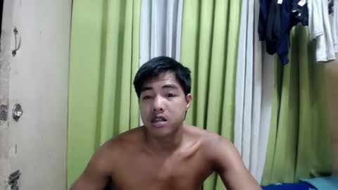 Snapshot of pinoy_brix chatting on 06.18.26 pinoy_brix online show from 06.18.26