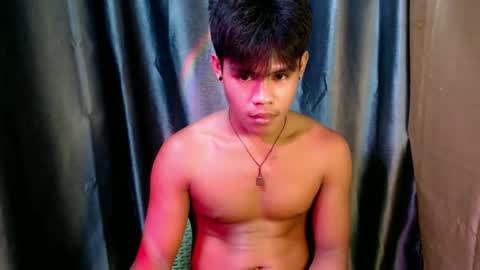 Snapshot of pinoy_shyboy69 chatting on 04.27.26 pinoy_shyboy69 online show from 04.27.26