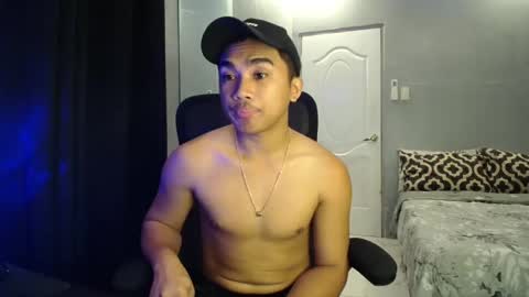 Snapshot of pinoyadriannexxx chatting on 09.24.25 Adrianne online show from 09.24.25