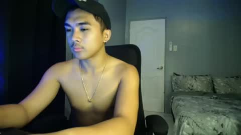 Snapshot of pinoyadriannexxx chatting on 09.27.25 Adrianne online show from 09.27.25