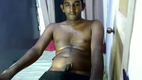 Snapshot of pinoybbc_xx chatting on 03.23.26 rayvienn online show from 03.23.26