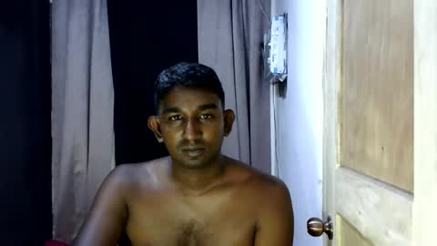 Snapshot of pinoybbc_xx chatting on 04.03.26 rayvienn online show from 04.03.26