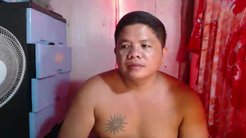 pinoyhotchubby85 online show from 10.22.25