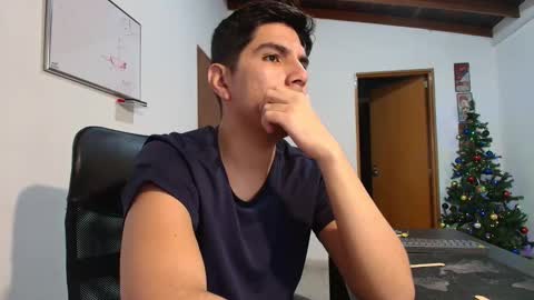 Snapshot of pipelon09p chatting on 01.06.26 pipe online show from 01.06.26