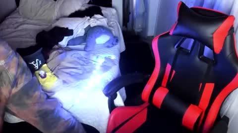 Snapshot of piperodriguez_ chatting on 02.17.25 Pipe Rodriguez online show from 02.17.25