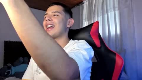 Snapshot of piperodriguez_ chatting on 02.28.25 Pipe Rodriguez online show from 02.28.25