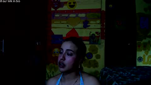 Snapshot of pipeshowtime chatting on 09.19.25 VALENTINA y PIPE online show from 09.19.25