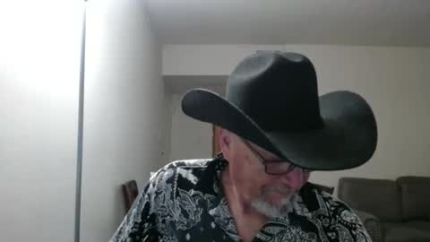 Snapshot of pipewizard chatting on 11.14.25 pipewizard online show from 11.14.25