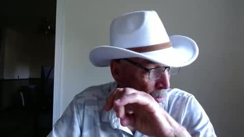 Snapshot of pipewizard chatting on 05.07.26 pipewizard online show from 05.07.26