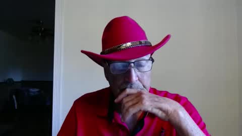 Snapshot of pipewizard chatting on 05.18.26 pipewizard online show from 05.18.26