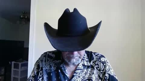 Snapshot of pipewizard chatting on 05.24.26 pipewizard online show from 05.24.26