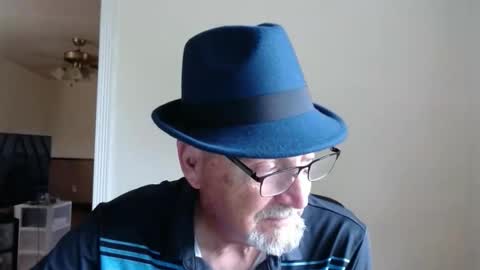 Snapshot of pipewizard chatting on 05.26.26 pipewizard online show from 05.26.26