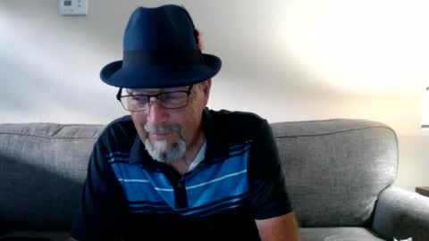 Snapshot of pipewizard chatting on 06.12.26 pipewizard online show from 06.12.26