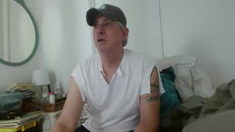 Snapshot of pirate334 chatting on 04.12.26 pirate334 online show from 04.12.26
