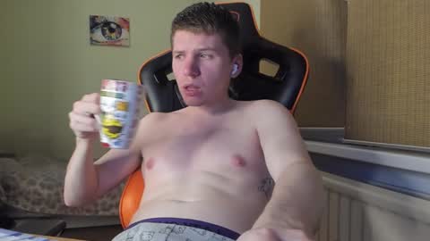 Snapshot of pirremeow chatting on 12.15.24 Pierre online show from 12.15.24