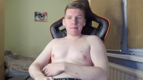 Snapshot of pirremeow chatting on 12.31.24 Pierre online show from 12.31.24