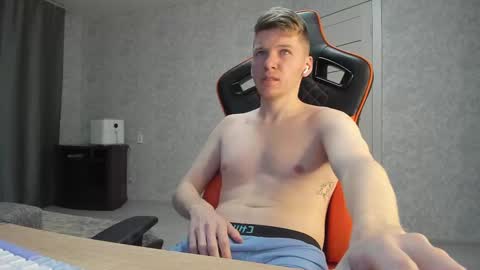 Snapshot of pirremeow chatting on 02.14.25 Pierre online show from 02.14.25