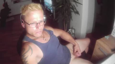 Snapshot of pitrs30sexy chatting on 06.24.26 pitrs30sexy online show from 06.24.26