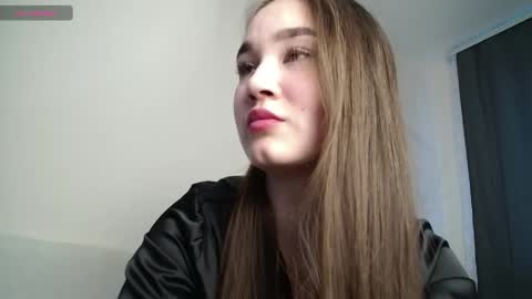 Snapshot of pixie____ chatting on 04.30.26 Lily online show from 04.30.26