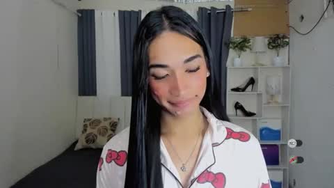 Snapshot of pixiedoll_ chatting on 02.10.26 pixiedoll_ online show from 02.10.26