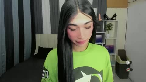 Snapshot of pixiedoll_ chatting on 05.17.26 pixiedoll_ online show from 05.17.26