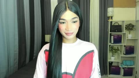 Snapshot of pixiedoll_ chatting on 06.18.26 pixiedoll_ online show from 06.18.26