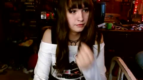 Izzy online show from 11.11.25