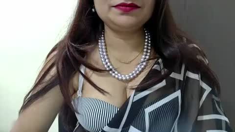 Snapshot of piyu2306 chatting on 12.15.24 Piyu2306 online show from 12.15.24