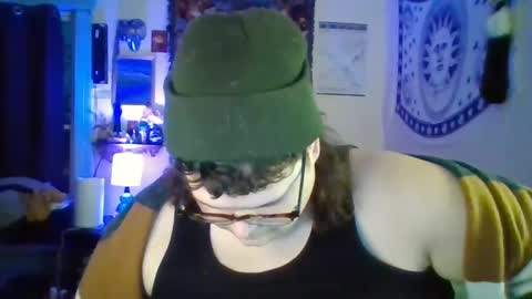 Snapshot of pizzabuttstuff chatting on 12.31.24 daddy pizza online show from 12.31.24