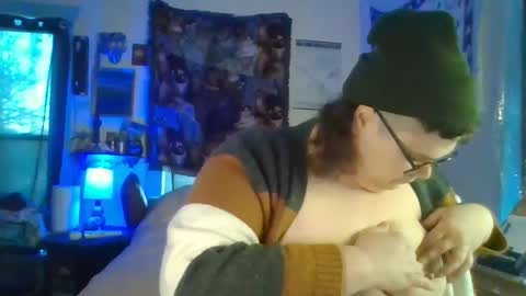 Snapshot of pizzabuttstuff chatting on 01.03.25 daddy pizza online show from 01.03.25