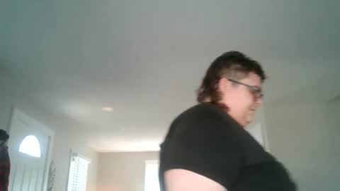 Snapshot of pizzabuttstuff chatting on 02.28.25 daddy pizza online show from 02.28.25