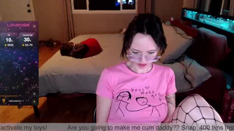 Plantbabeee online show from 12.28.24