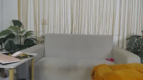 plasticgirll online show from 02.27.26