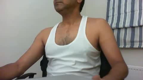 Snapshot of platino3026 chatting on 10.08.25 platino3026 online show from 10.08.25