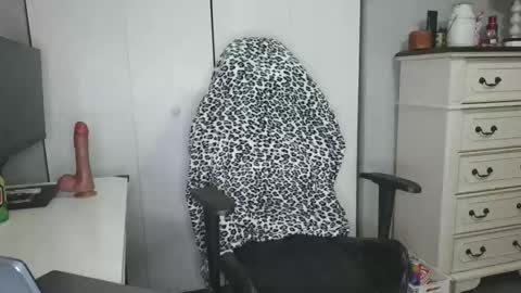 platinum_princess_nicole online show from 12.23.25