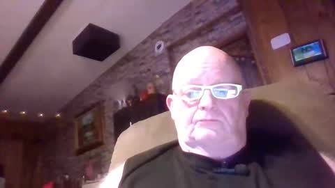 Snapshot of playboychas chatting on 04.12.26 chaz online show from 04.12.26