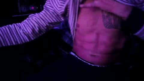 Snapshot of player841 chatting on 12.12.24 Leonardo online show from 12.12.24