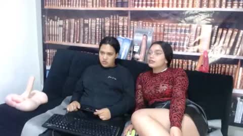 Snapshot of playful_girls3909 chatting on 02.13.25 sweed online show from 02.13.25