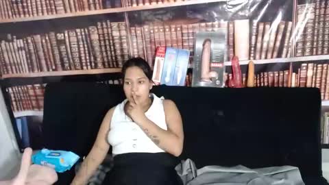 Snapshot of playful_girls3909 chatting on 02.16.25 sweed online show from 02.16.25