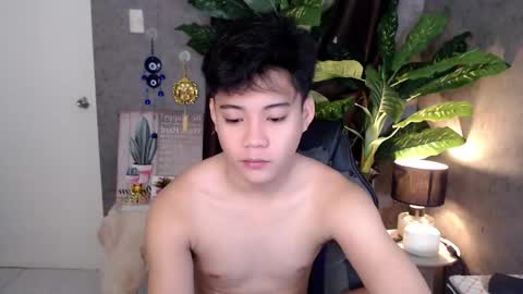 Kenzo online show from 12.15.24