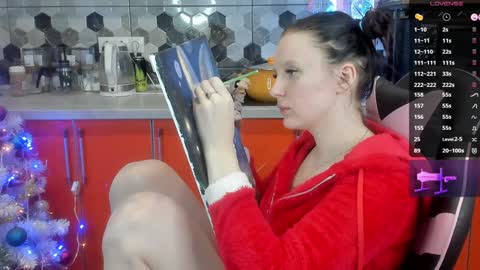 Snapshot of playful_mary chatting on 12.19.24 Masha online show from 12.19.24