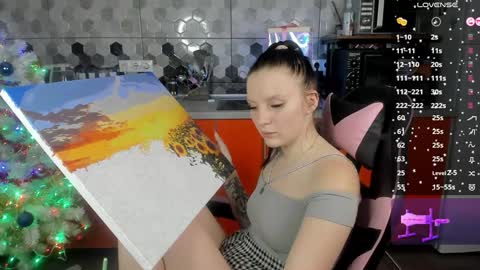 Snapshot of playful_mary chatting on 12.29.24 Masha online show from 12.29.24